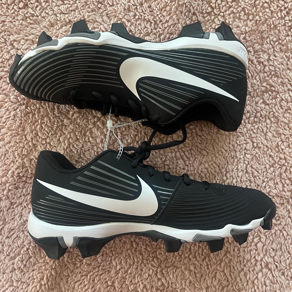 Nike Fastflex Softball Cleats 9.5 for women